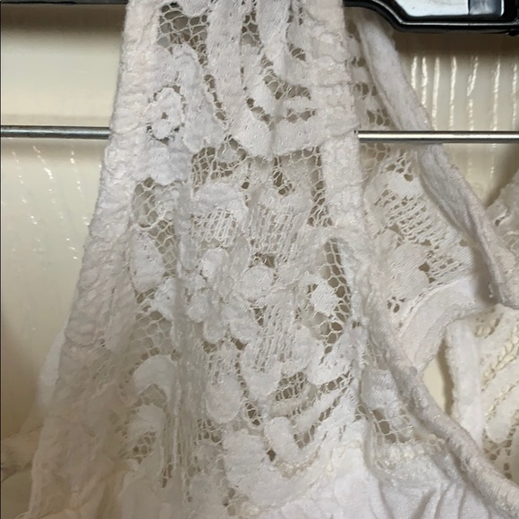 White blouse - Picture 2 of 2